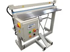 آلات وأنظمة وخطوط التعبئة والتغليف لإنتاج العبوات في بولندا